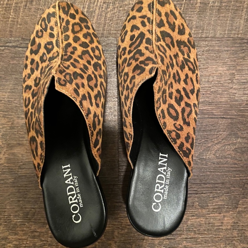 New Leopard print wedge clog